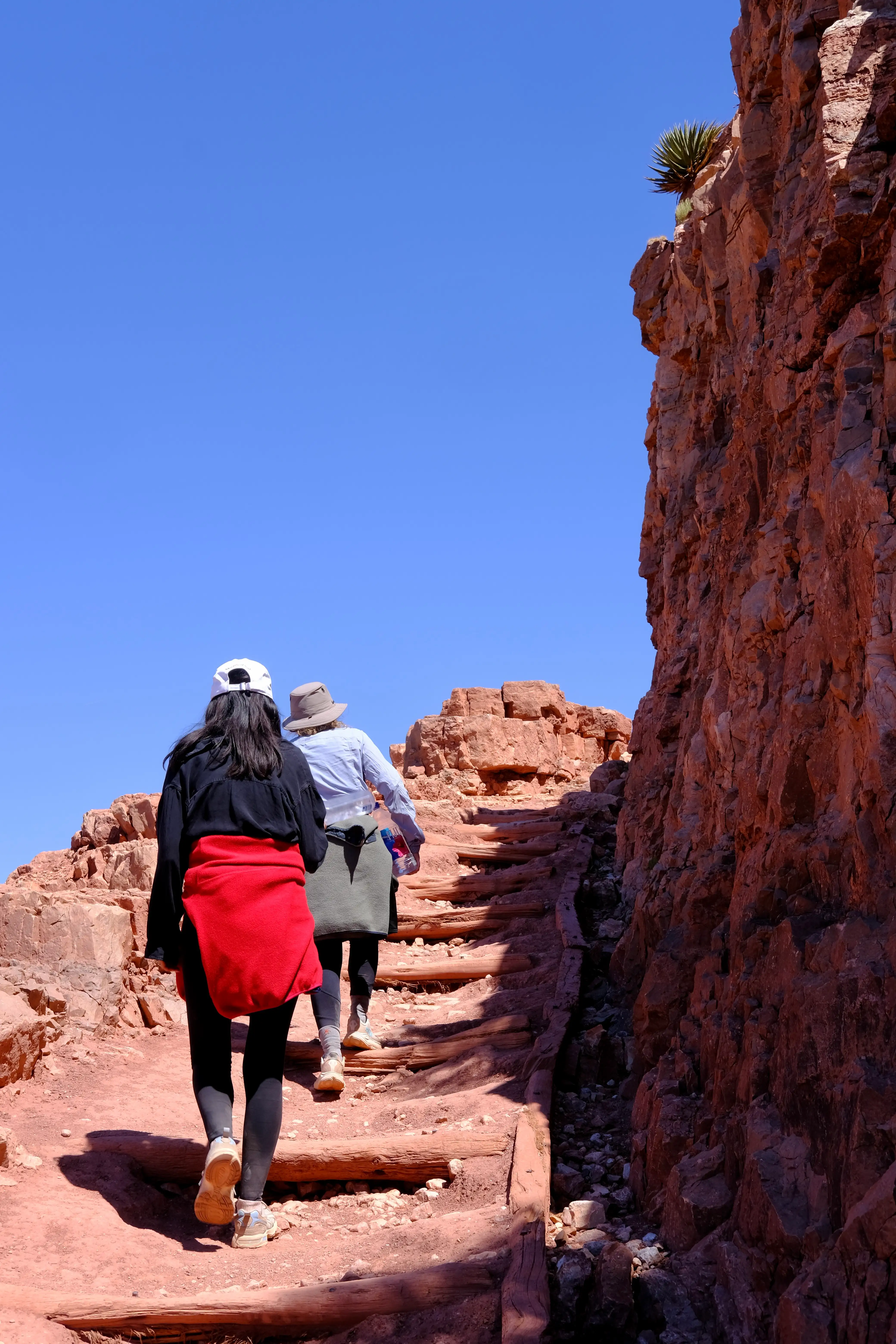 Photo Travel--00020--f6ffbb21-71e6-4e65-abb1-a5819c44c877